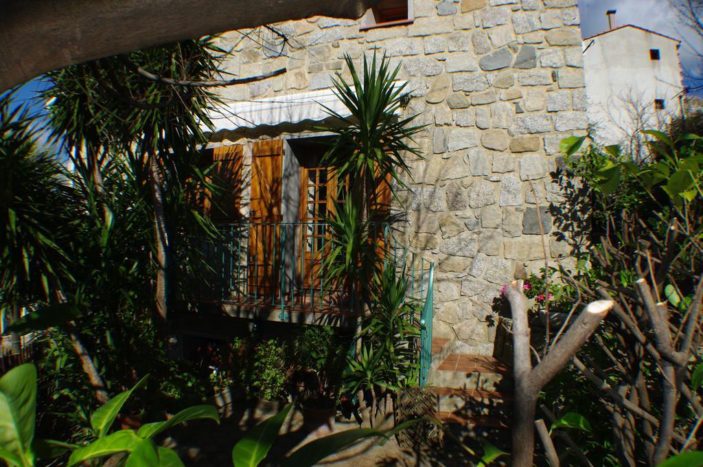 Gite , Maison De Vacances Avec Exterieur Et Terrasse Fleurie Meuble Tourisme 3 Etoiles Santa-Lucia-di-Tallano Eksteriør billede